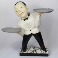 Sculpture of waiter with two dishes
